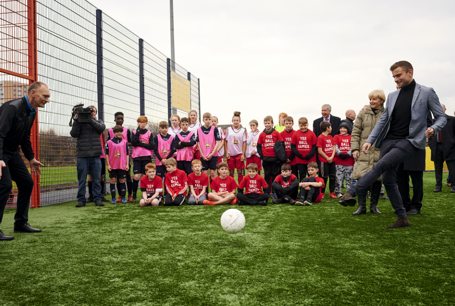 Opening Cruyff Court Aberdeen Bram Berkien