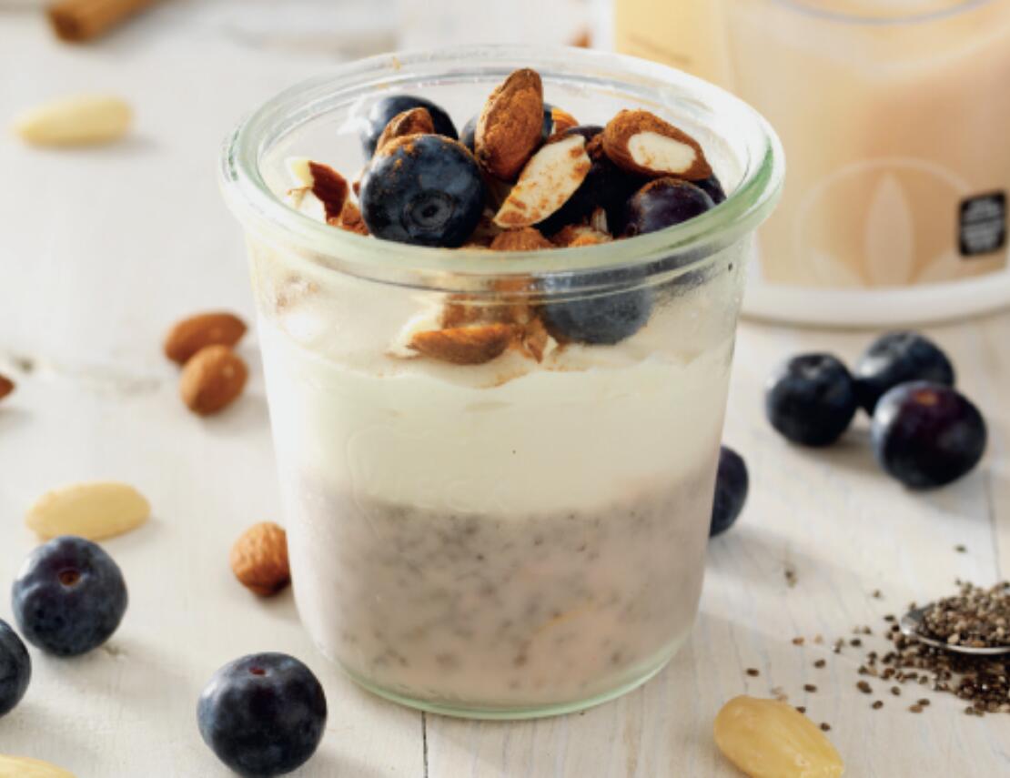 Chia Mia Pudding Parfait