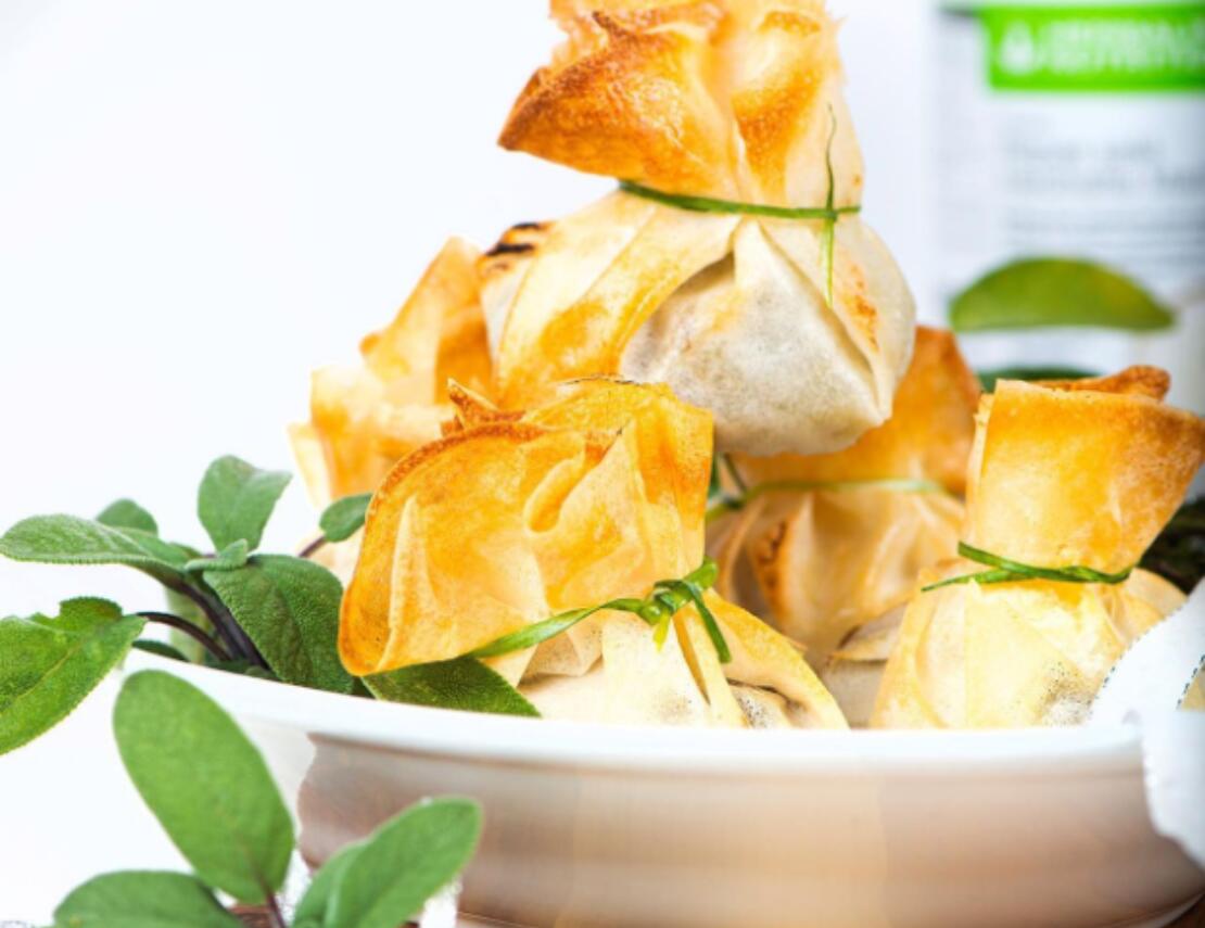 Overheerlijk verantwoorde deegpakketjes met paddenstoelen vulling