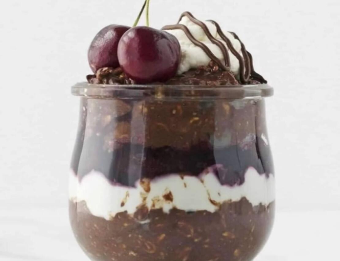 Heerlijk ontbijten met de Black Forest Protein Overnight Oats