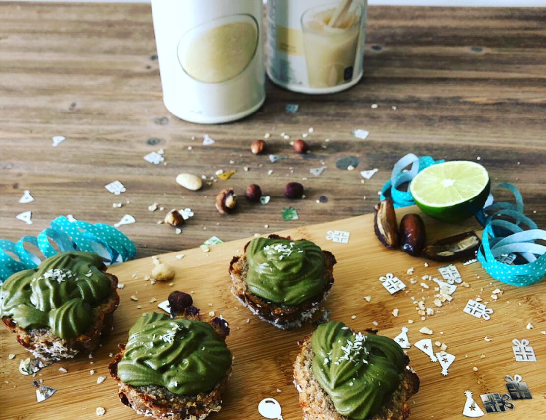 Silky Soft Anniversary Foamcake