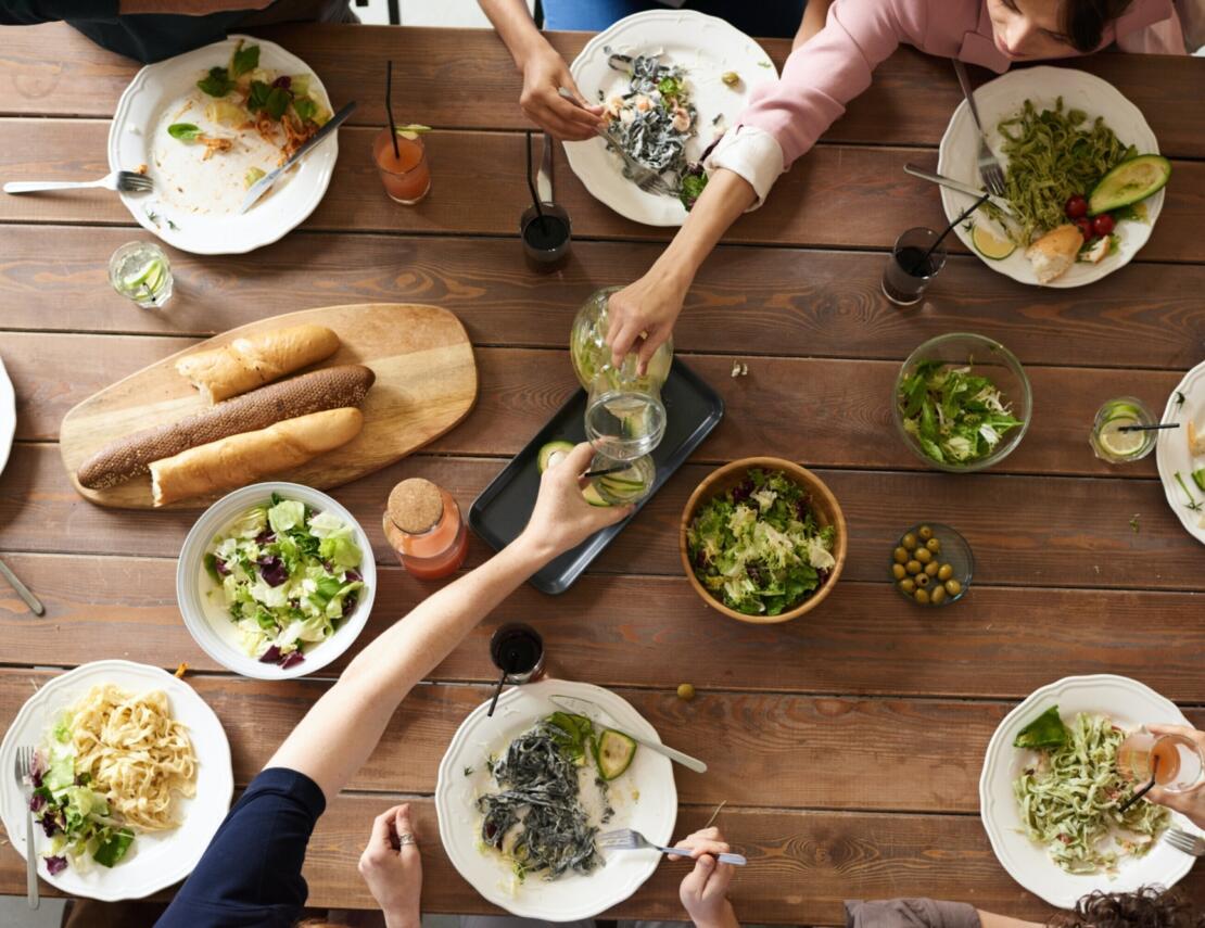 Hoe de grootte van je bord en porties de controle over je porties beïnvloeden