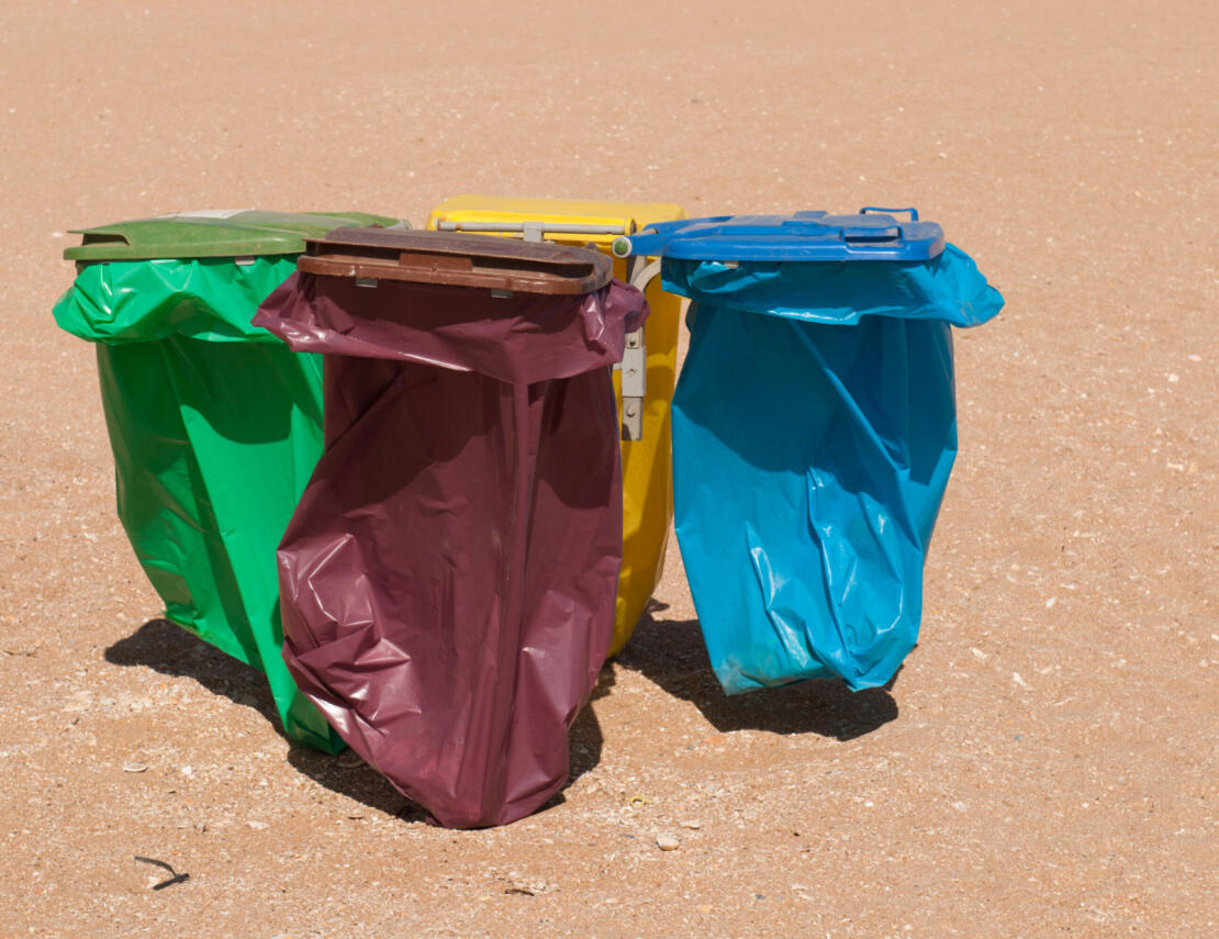 We breiden onze inzet voor ecologische duurzaamheid en economische empowerment uit met onze samenwerking met Plastic Bank