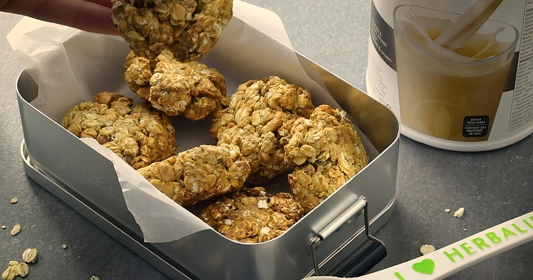 Fitness Cookies 00 00 50 17 Still004