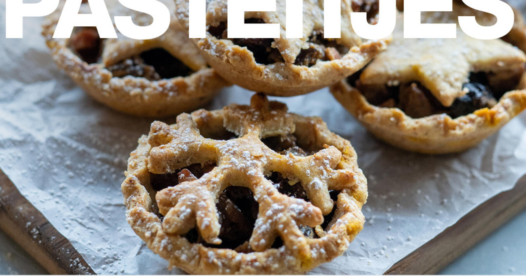 J4776 EMEA Festive Cook Book Carousel Minc Pie 1 NL
