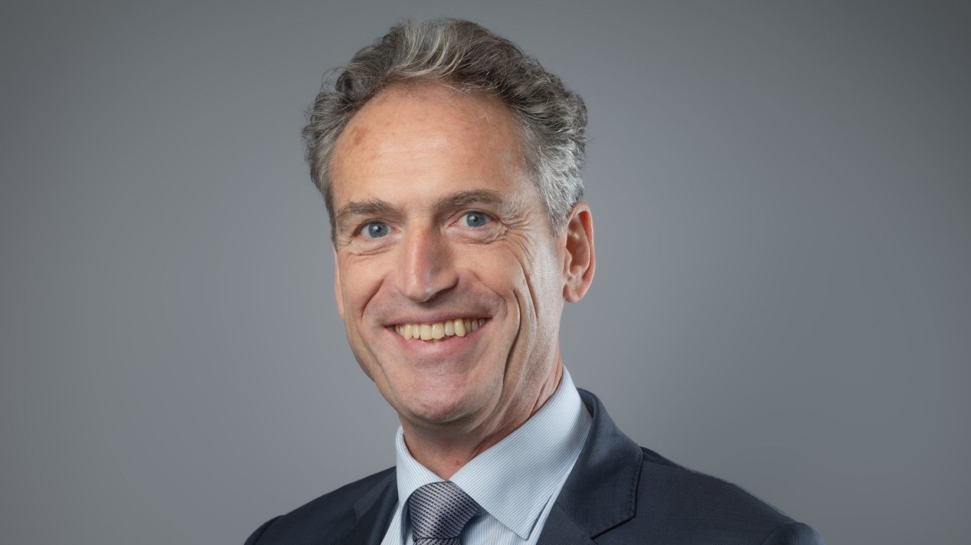 Maarten van Bottenburg smaller