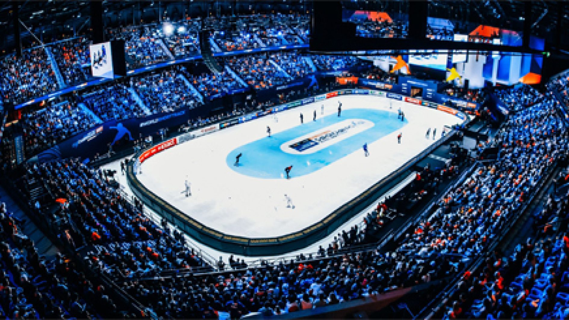 Tijdelijke ijsbaan Ahoy 2